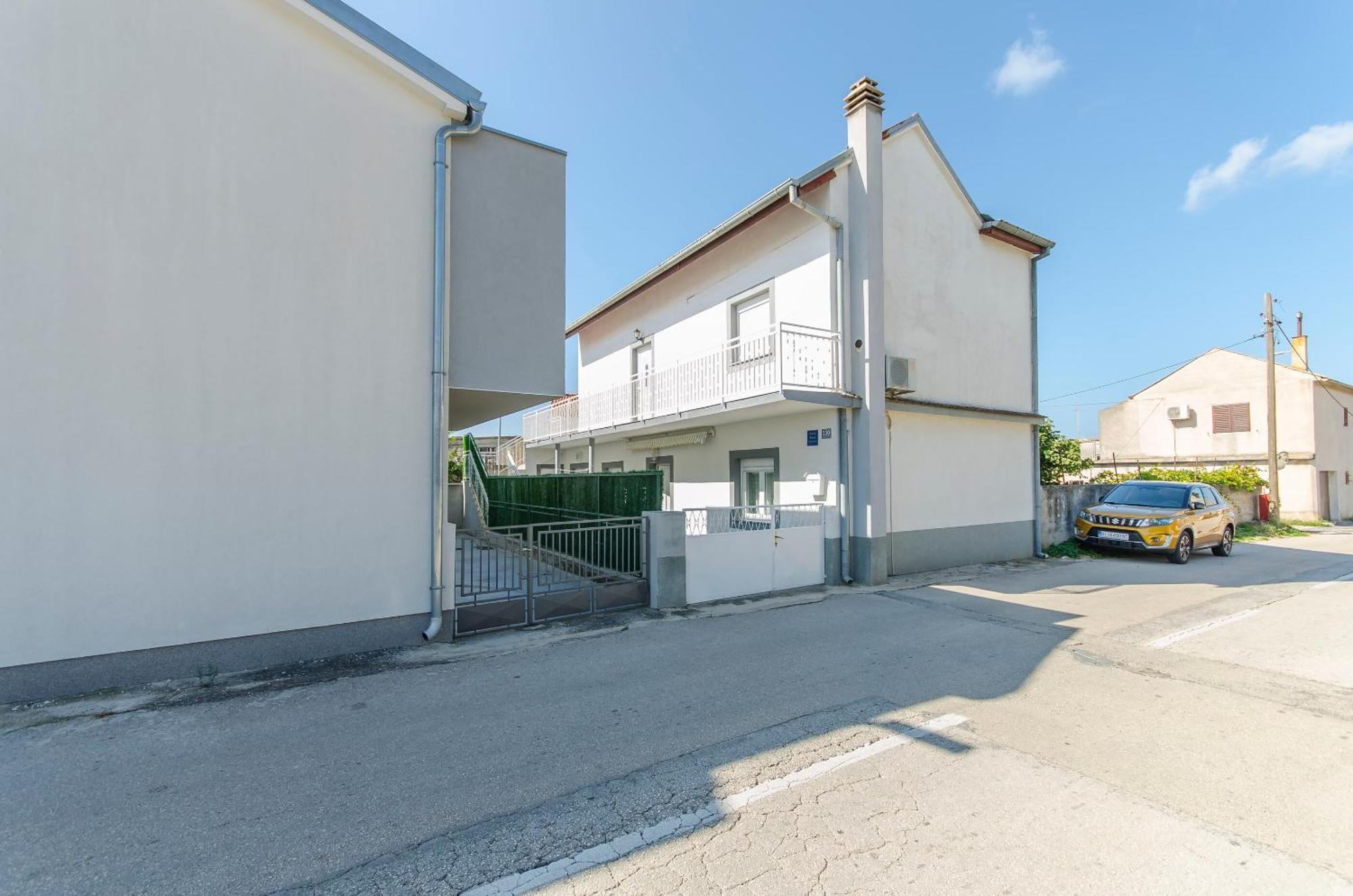 Apartments Danica Pirovac Exterior photo